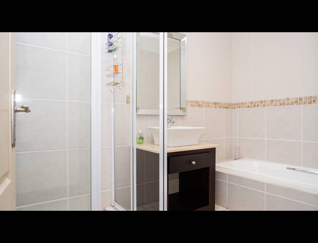 3 BEDROOM TOWNHOUSE TO LET IN ZIMBALI ESTATE
